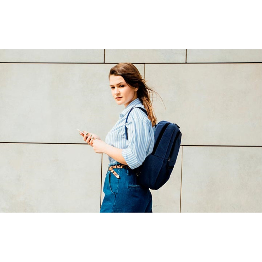 Mochila Xtech para Laptop hasta 15.6" Soporta 10Kg color Azul XTB-212