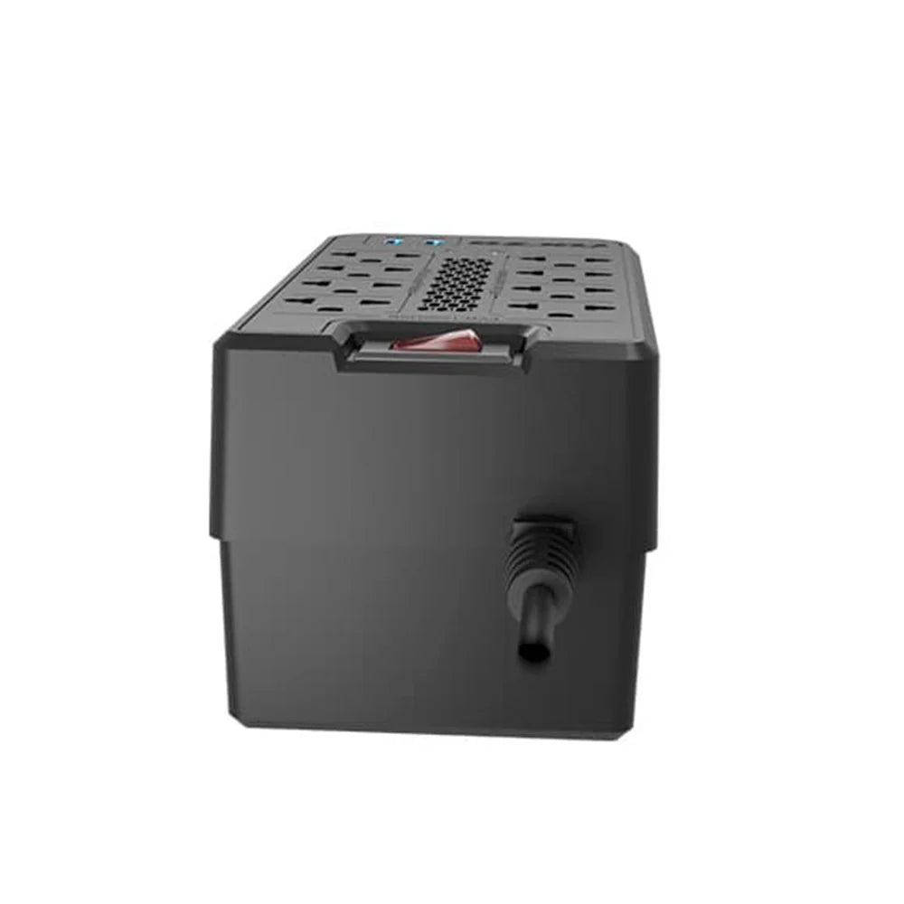 Estabilizador Forza Regulador Automatico de Voltaje 1200VA 600W con 8 Salidas NEMA y 2 Puertos USB-A FVR-1222USB