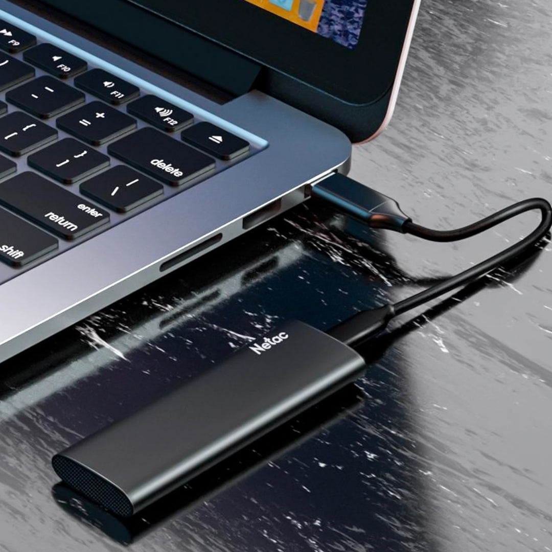 Disco Duro Netac 1TB SSD Portatil USB-C 3.2 Gen2 R/W hasta 550/480 MBps NT01ZSLIM-001T-32BK