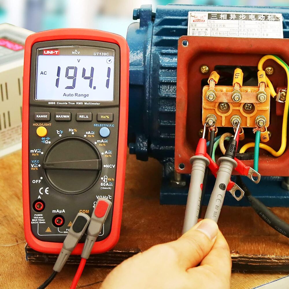 Multimetro Digital Uni-t hasta 600V AC DC 10A AC DC Resistencia Capacitancia Frecuencia UT139C