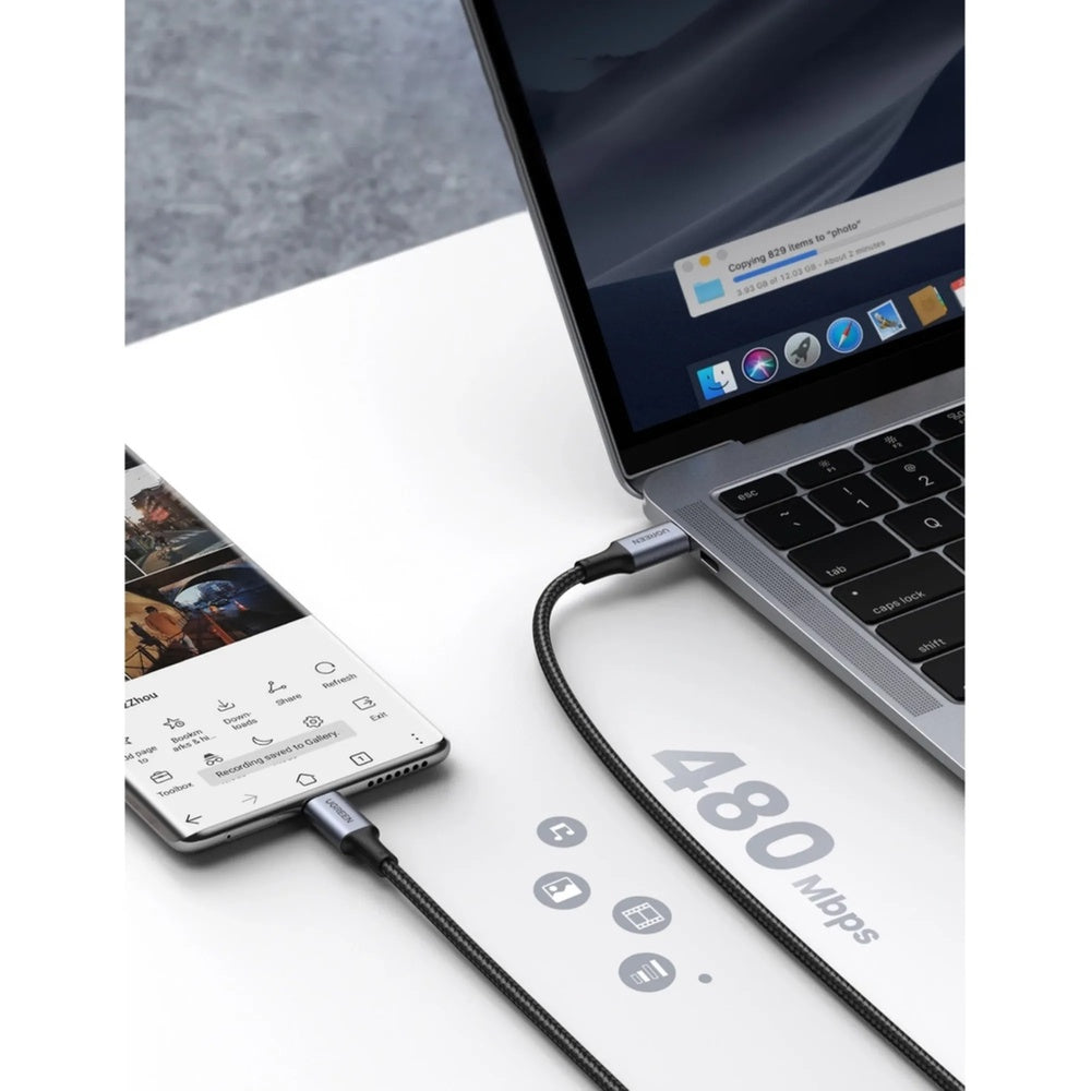Cable Ugreen USB-C a USB-C 100W Longitud 0.5m Transferencia de Datos Conectores Reforzados Trenzado Nylon Premium 70427