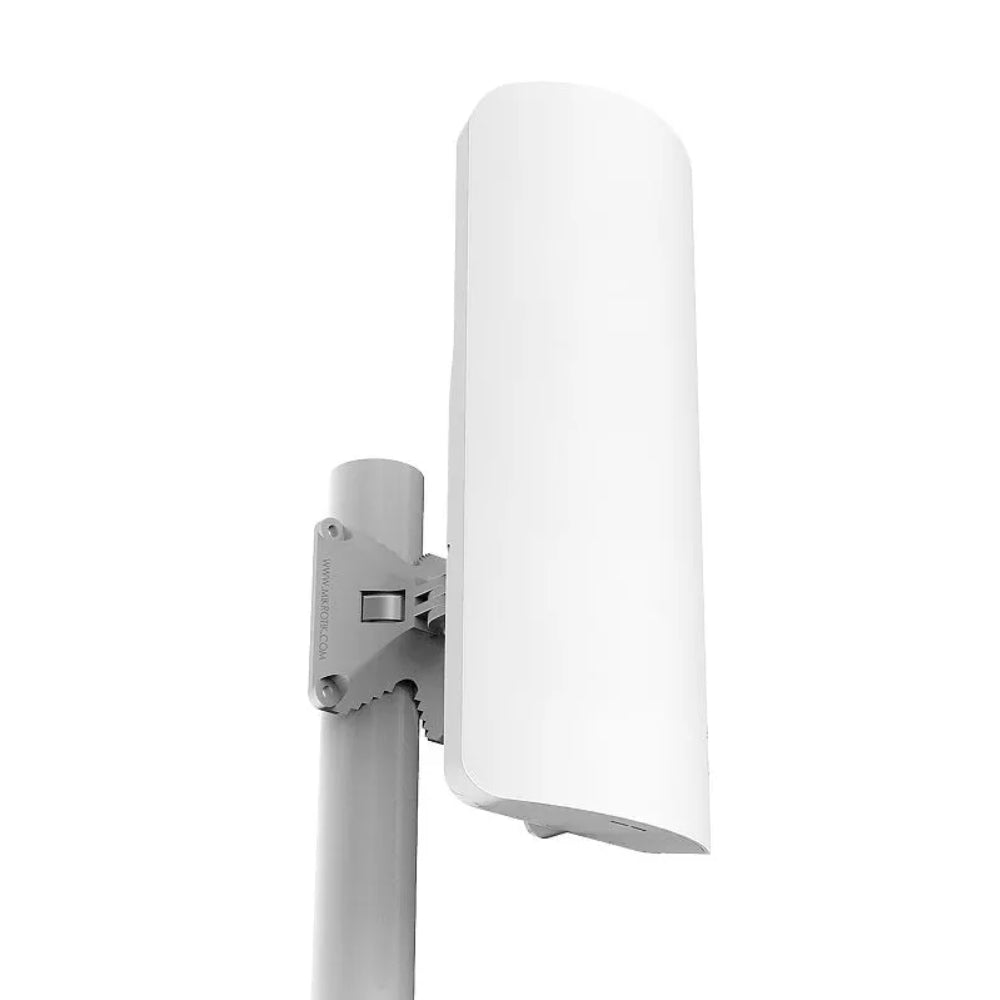 Antena Sectorial Mikrotik +Radio MantBox 2 12S Frecuencia 2.4GHz Doble Polarizacion 12dBi 120Grados Potencia 30dBm Licencia Nivel 4 RB911G-2HPnD-12S
