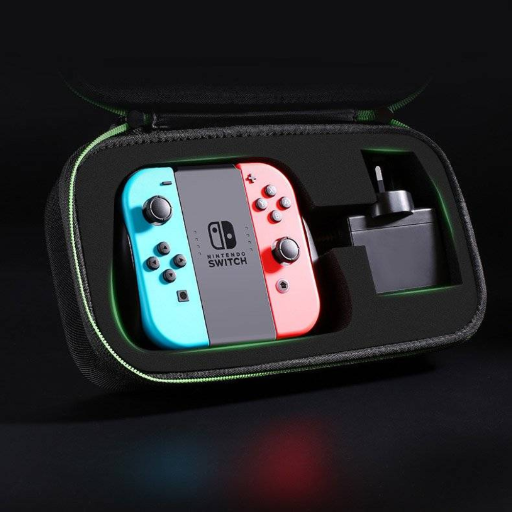 Estuche Ugreen para Nintendo Switch Tamaño S con Material Rigido que permite Almacenar Accesorios 50275
