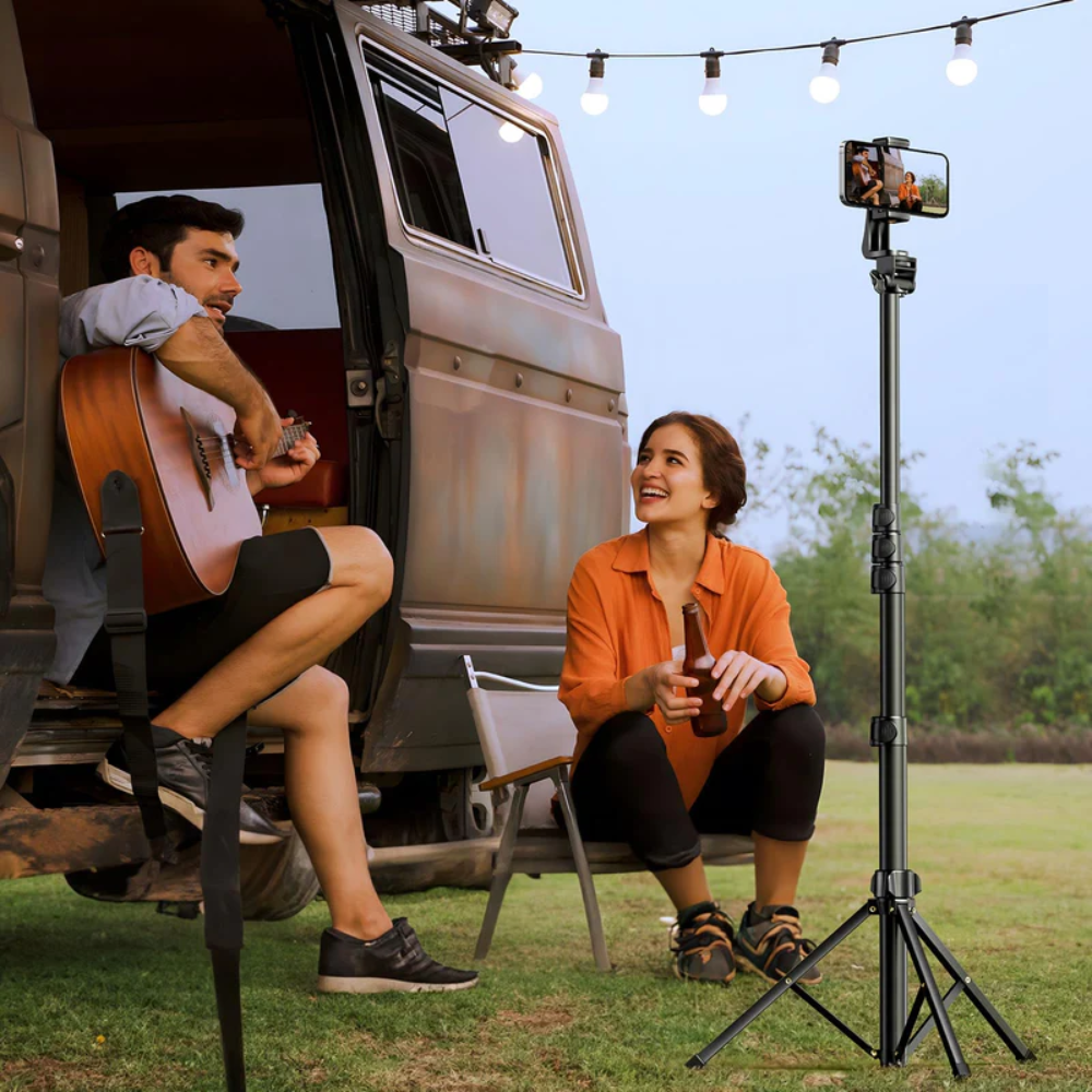 Palo Selfie Ugreen Tripode con Bluetooth Altura Maxima 177cm Angulo Ajustable y Rotacion de Cabeza 360 grados Rotacion de Cuello 190 grados 15609