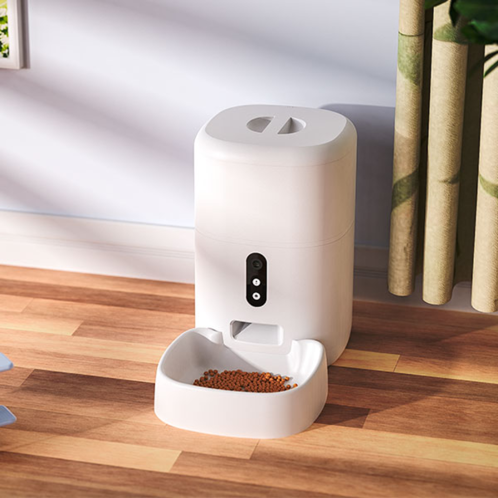 Alimentador Dimax Inteligente para Mascota Capacidad 4 Litros con Camara FHD de 3MP Vision Nocturna y Audio 2 Vias Alimentacion 220VAC y Pilas G107